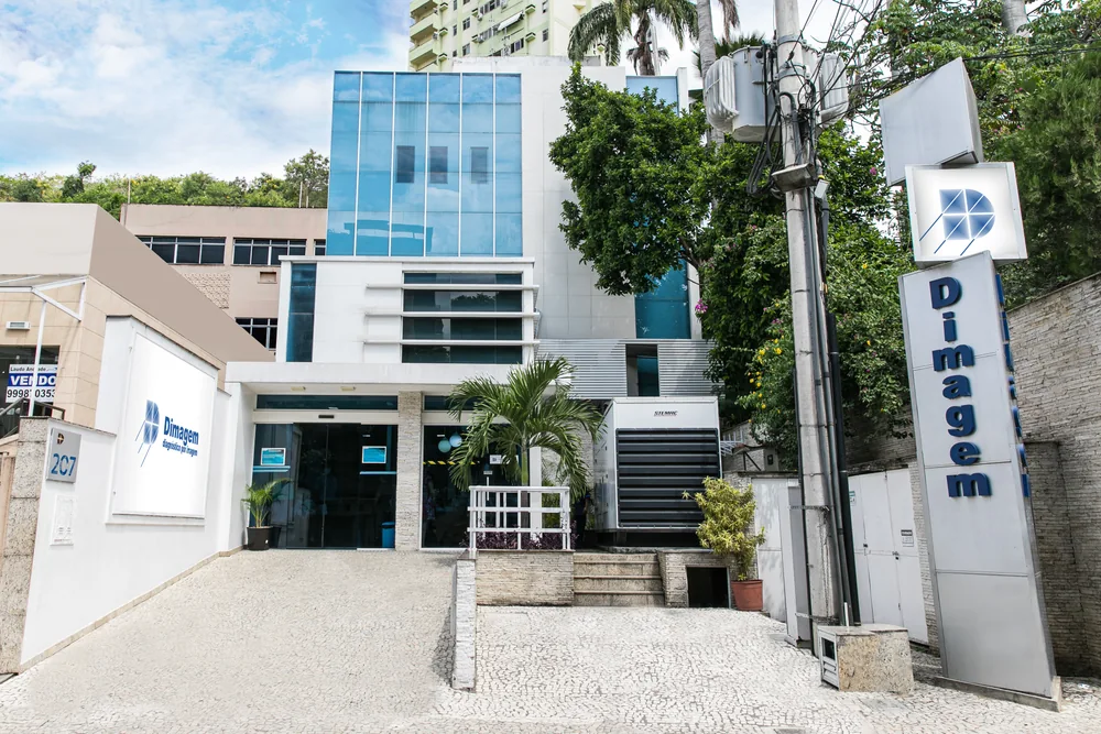 Fachada da Dimagem Diagnóstico, unidade Nova Iguaçu, em fotografia publicada pela instituição