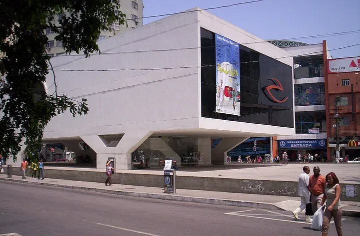 Biblioteca municipal em Duque de Caxias