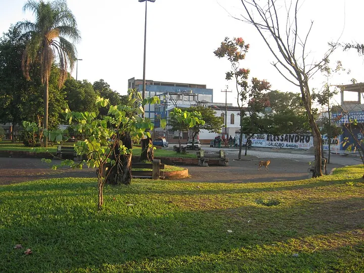 Praça Brasil, em Mesquita